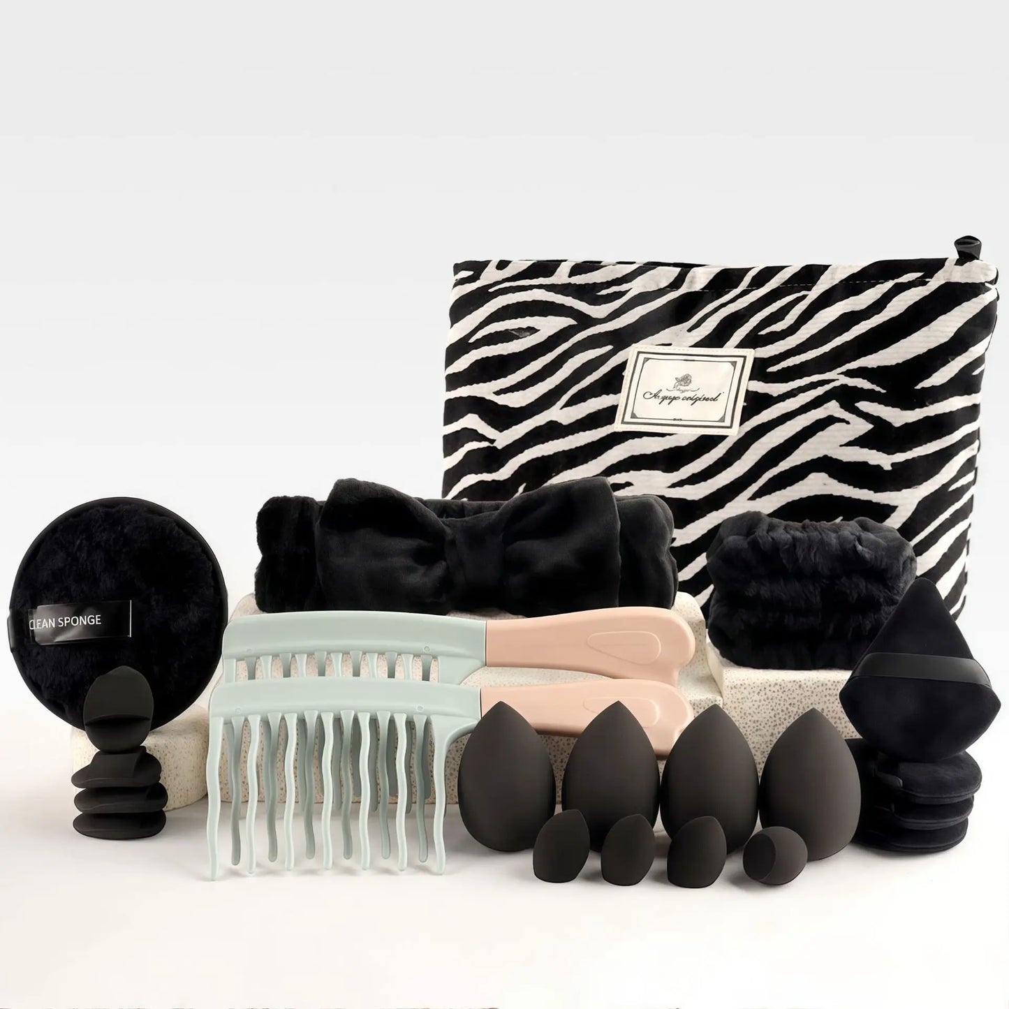Chic Fragrance Makeup Brush Set Travel Cosmetic Bag Kit